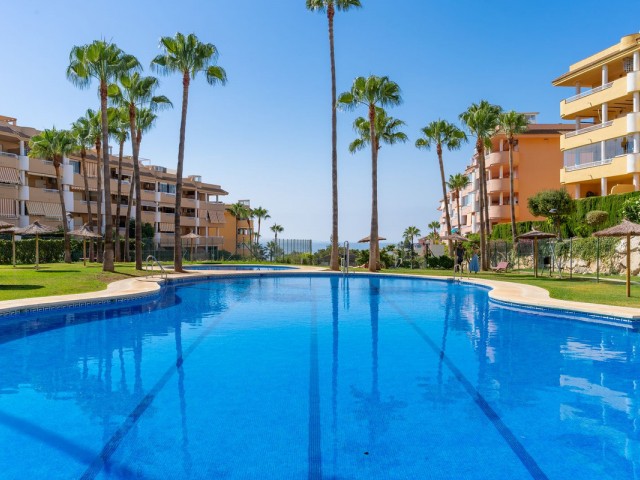 Apartamento con 3 Dormitorios  en Fuengirola