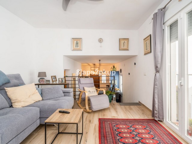 Maison mitoyenne avec 2 Chambres  à Estepona