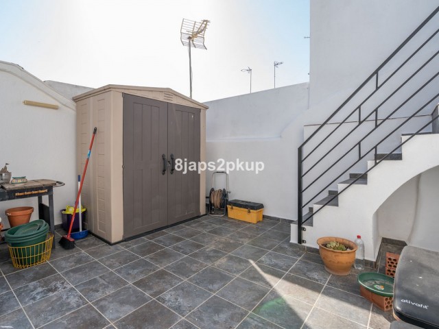 Maison mitoyenne avec 2 Chambres  à Estepona