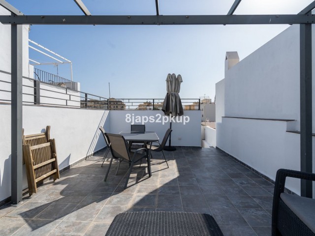 Maison mitoyenne avec 2 Chambres  à Estepona