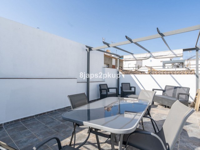 Maison mitoyenne avec 2 Chambres  à Estepona