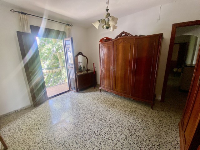 Villa avec 3 Chambres  à Estepona