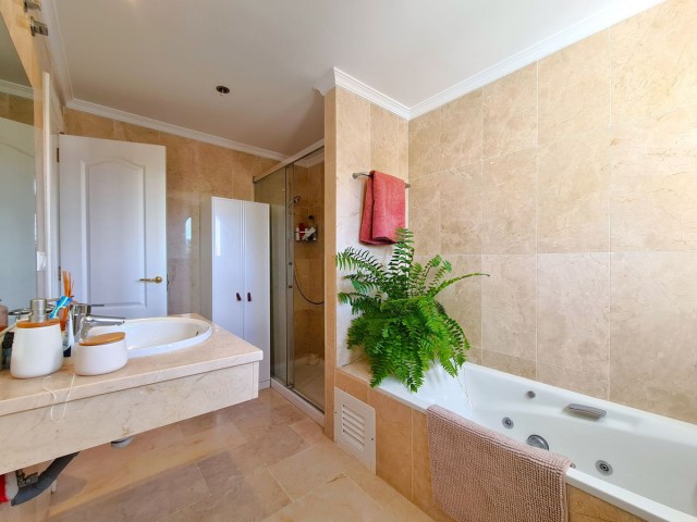 3 Soveroms Villa i La Duquesa