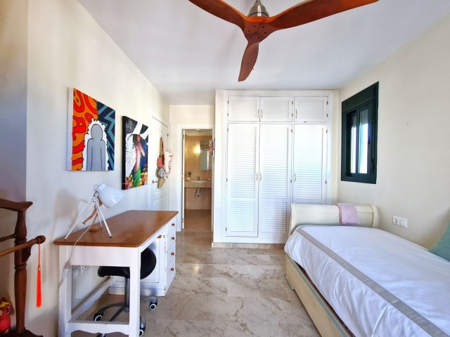 3 Soveroms Villa i La Duquesa