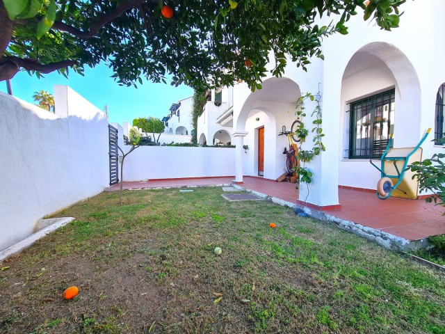 3 Soveroms Villa i La Duquesa
