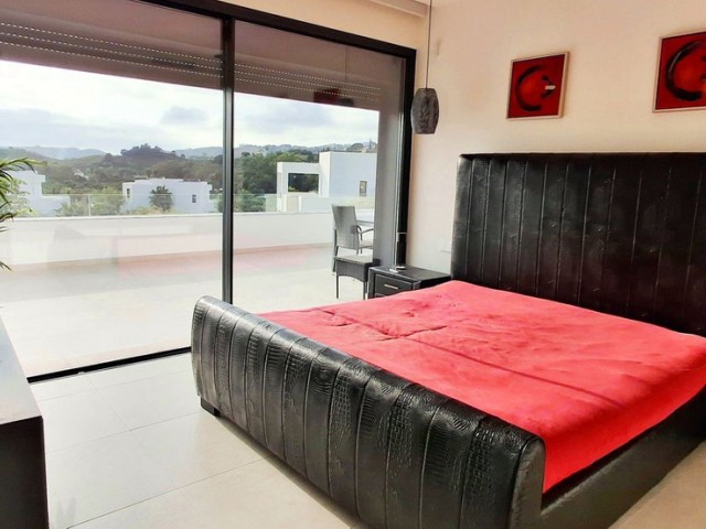 Villa con 3 Dormitorios  en Mijas Costa