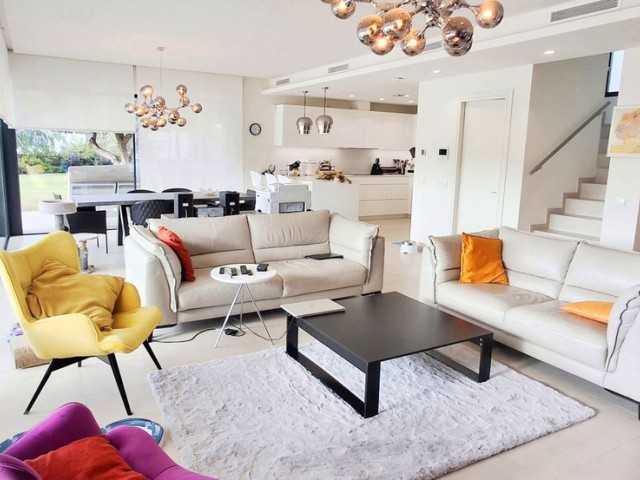 3 Bedrooms Villa in Mijas Costa