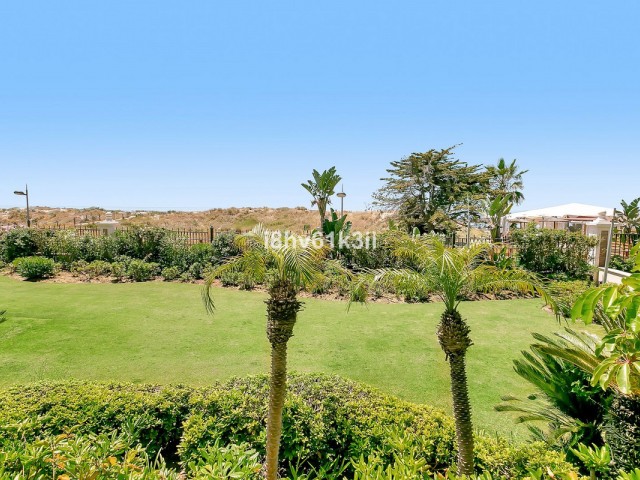 Apartamento con 3 Dormitorios  en Marbella