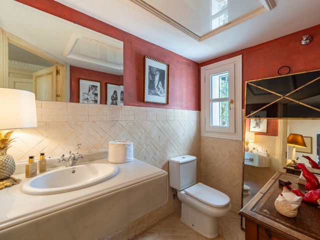 Villa avec 8 Chambres  à Benahavís