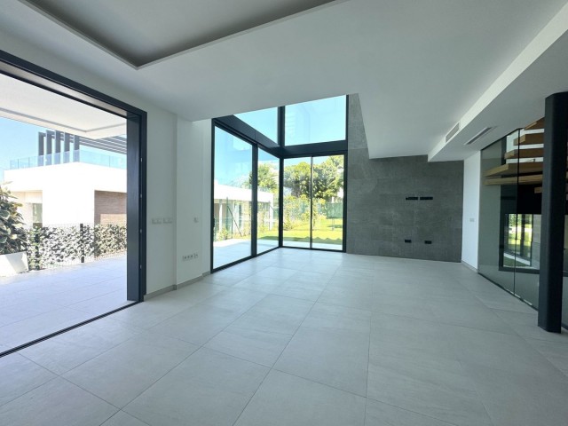 5 Schlafzimmer Villa in Río Real