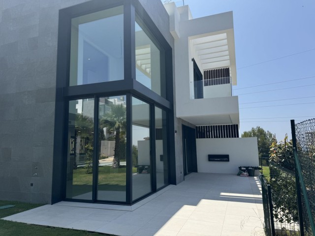 5 Schlafzimmer Villa in Río Real