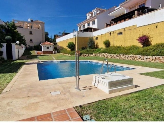 Villa, Sierrezuela, R5122144
