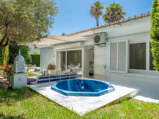 7 Sovrums Villa i Los Monteros