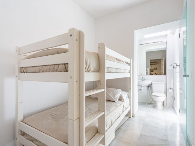 7 Sovrums Villa i Los Monteros
