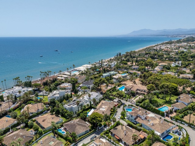 7 Sovrums Villa i Los Monteros