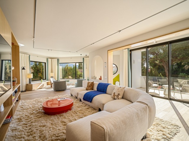 4 Schlafzimmer Villa in Nueva Andalucía