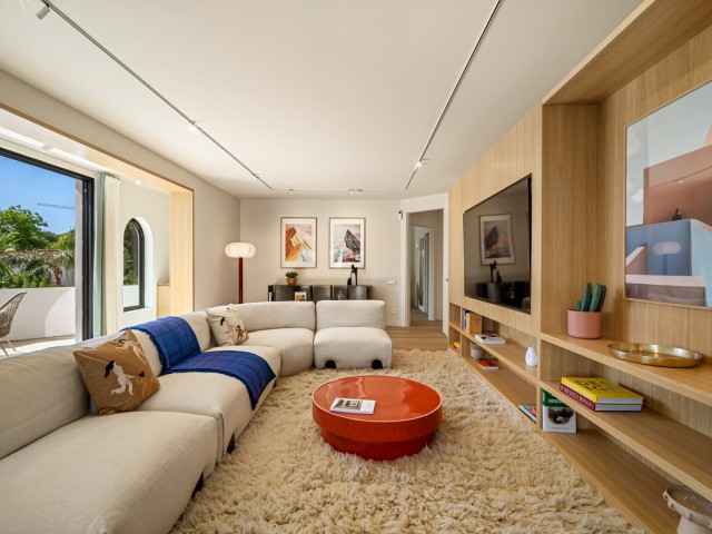 4 Schlafzimmer Villa in Nueva Andalucía