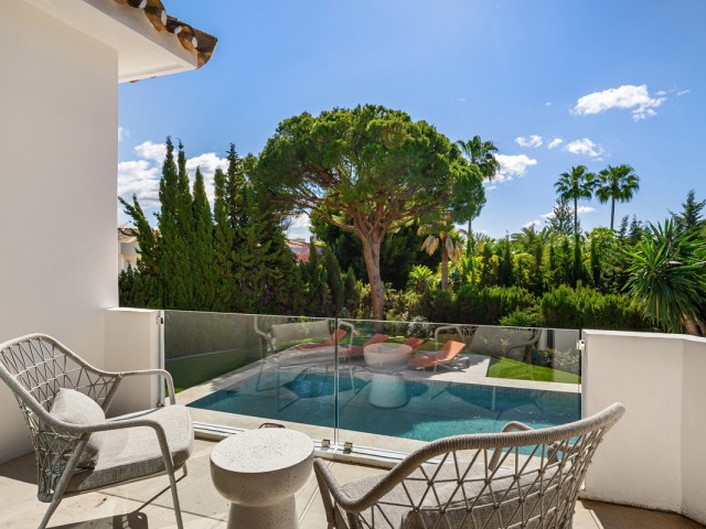 4 Schlafzimmer Villa in Nueva Andalucía