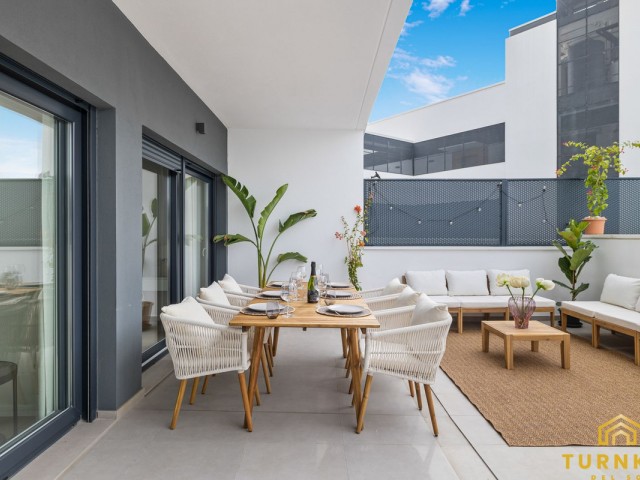 Appartement avec 2 Chambres  à Estepona