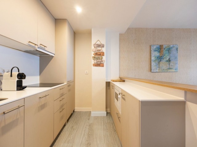 Apartamento con 3 Dormitorios  en Marbella