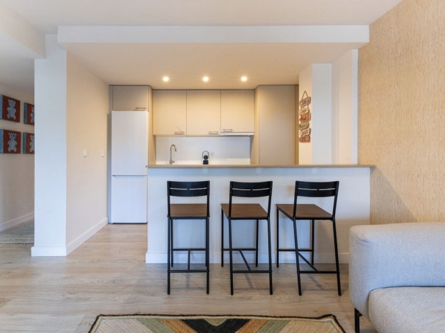 Apartamento con 3 Dormitorios  en Marbella