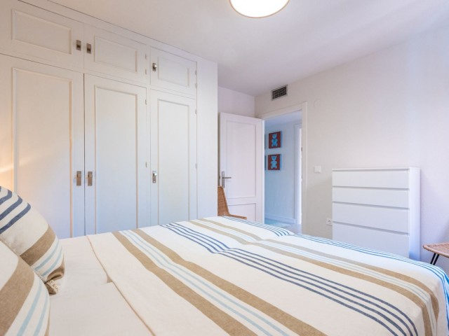 Apartamento con 3 Dormitorios  en Marbella