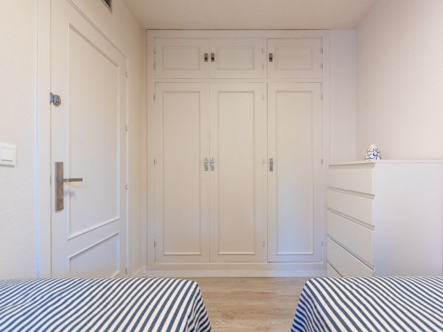 Apartamento con 3 Dormitorios  en Marbella