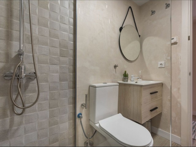 Apartamento con 3 Dormitorios  en Marbella