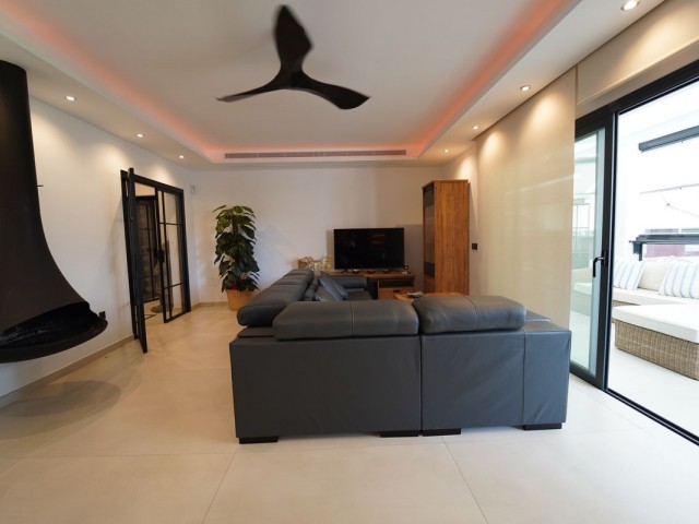 Villa con 3 Dormitorios  en Mijas Golf
