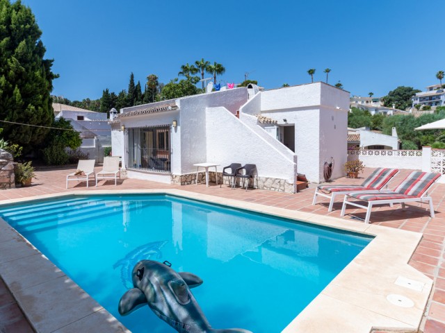 Villa, Cerros del Aguila, R5122318