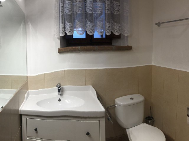 Villa avec 4 Chambres  à Estepona