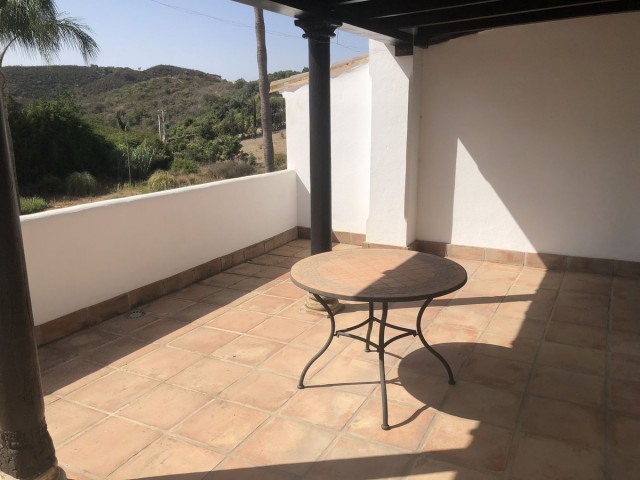 Villa avec 4 Chambres  à Estepona