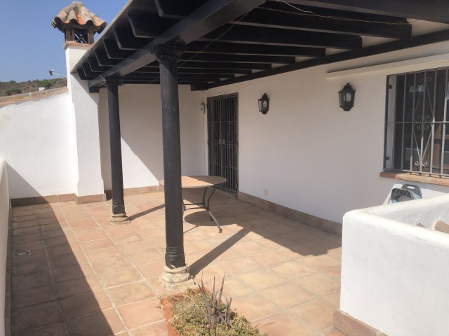 Villa avec 4 Chambres  à Estepona