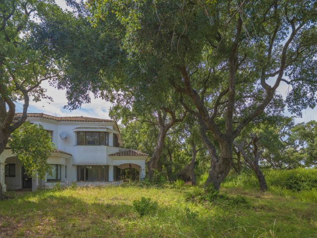 6 Bedrooms Villa in San Roque Club