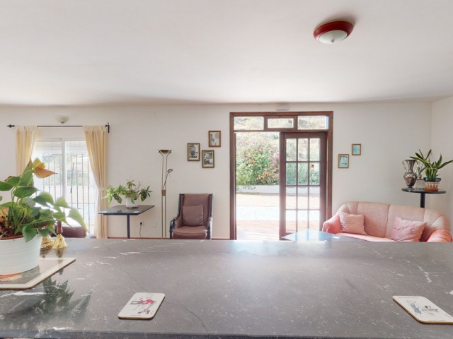 7 Bedrooms Villa in Macharaviaya