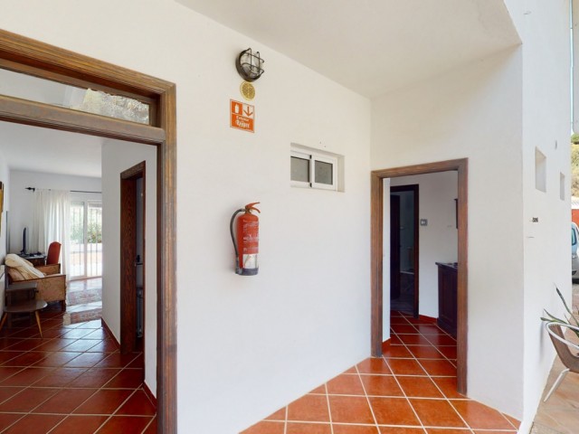 7 Bedrooms Villa in Macharaviaya