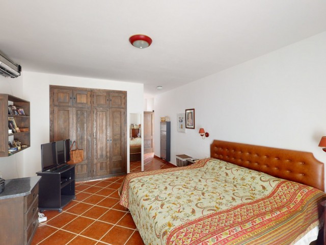 7 Bedrooms Villa in Macharaviaya