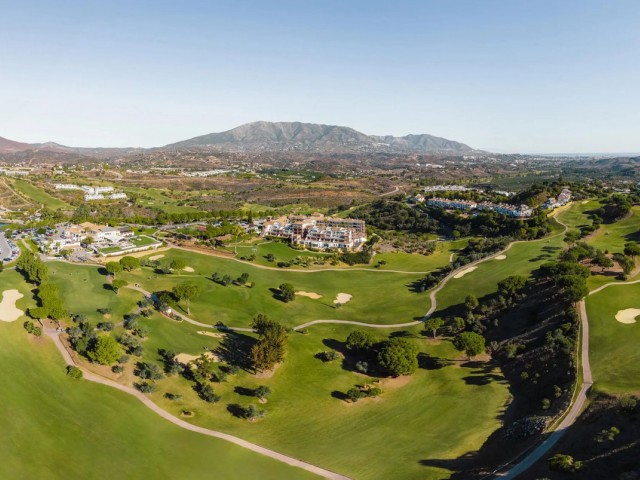 Adosado con 3 Dormitorios  en La Cala Golf