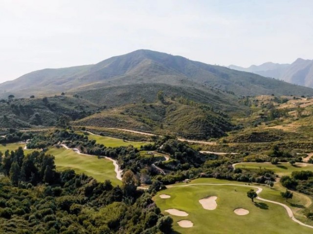 Adosado con 3 Dormitorios  en La Cala Golf