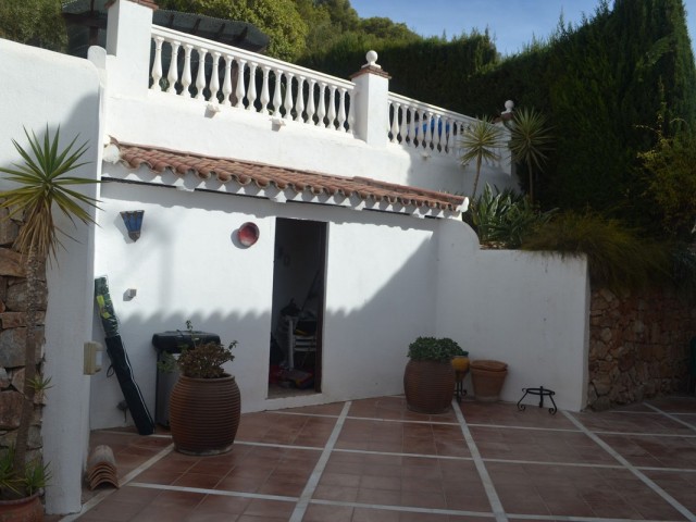 Villa, Alhaurin Golf, R4172689