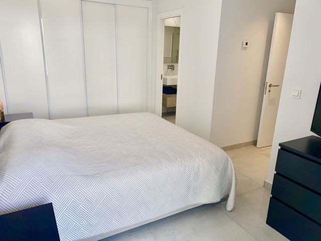 4 Bedrooms Apartment in Benahavís