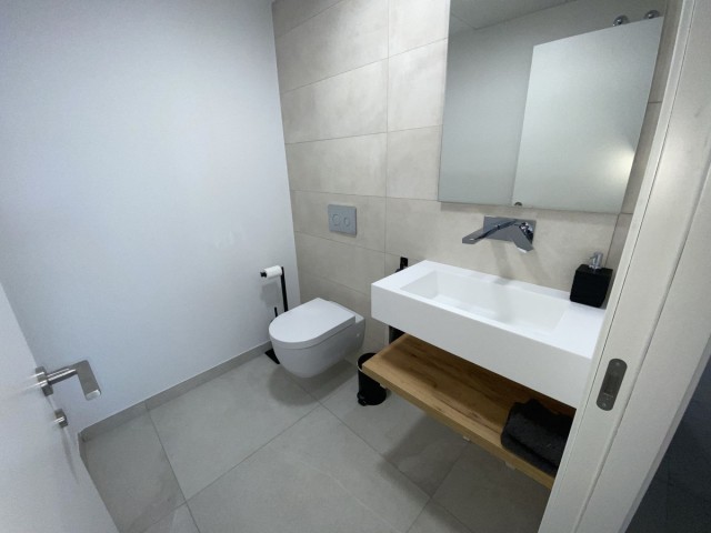 4 Bedrooms Apartment in Benahavís