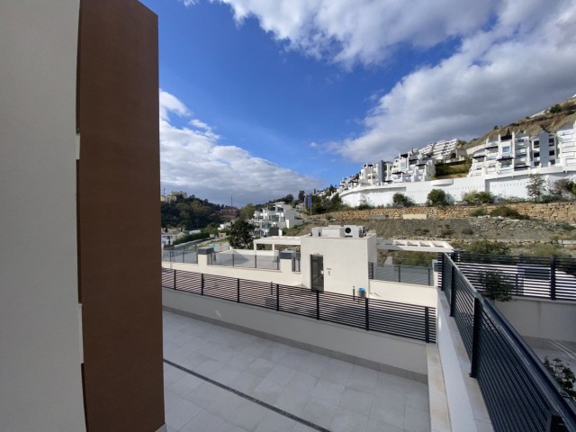 4 Bedrooms Apartment in Benahavís