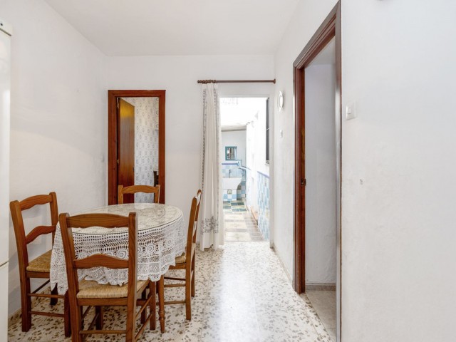 Villa avec 4 Chambres  à Estepona