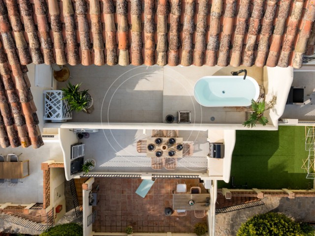 Apartamento con 3 Dormitorios  en Marbella
