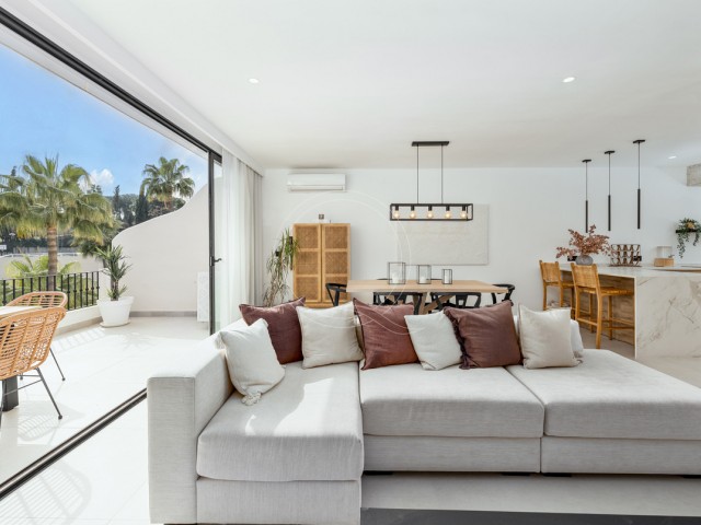 Apartamento con 3 Dormitorios  en Marbella