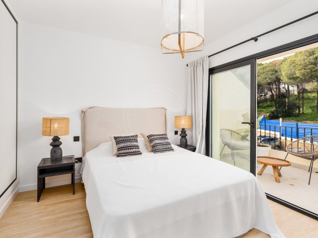 Apartamento con 3 Dormitorios  en Marbella