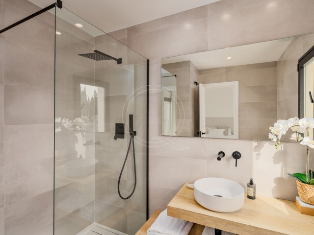 Maison mitoyenne avec 3 Chambres  à Marbella