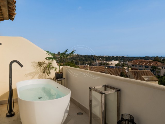 Maison mitoyenne avec 3 Chambres  à Marbella