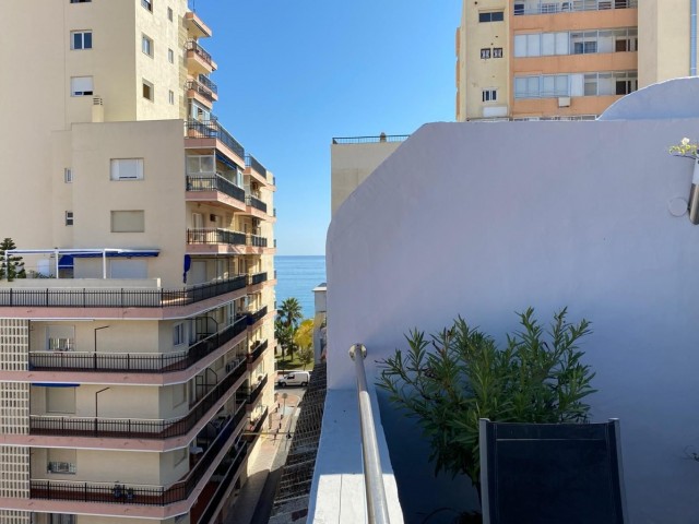 Ático con 3 Dormitorios  en Fuengirola